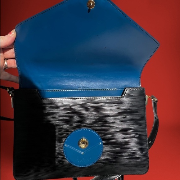 LV Black and Blue Epi Osh - Picture 8 of 15